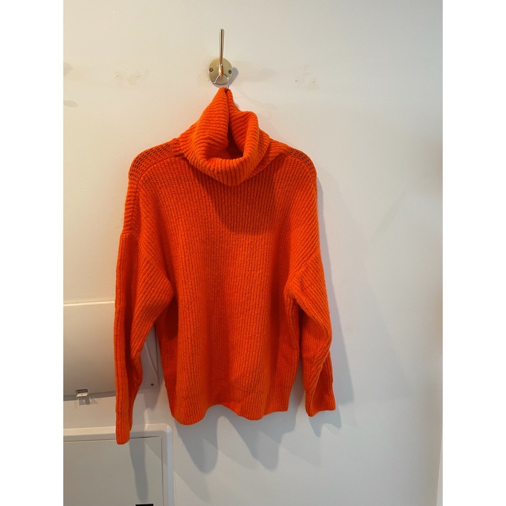 Missy Empire Sweater